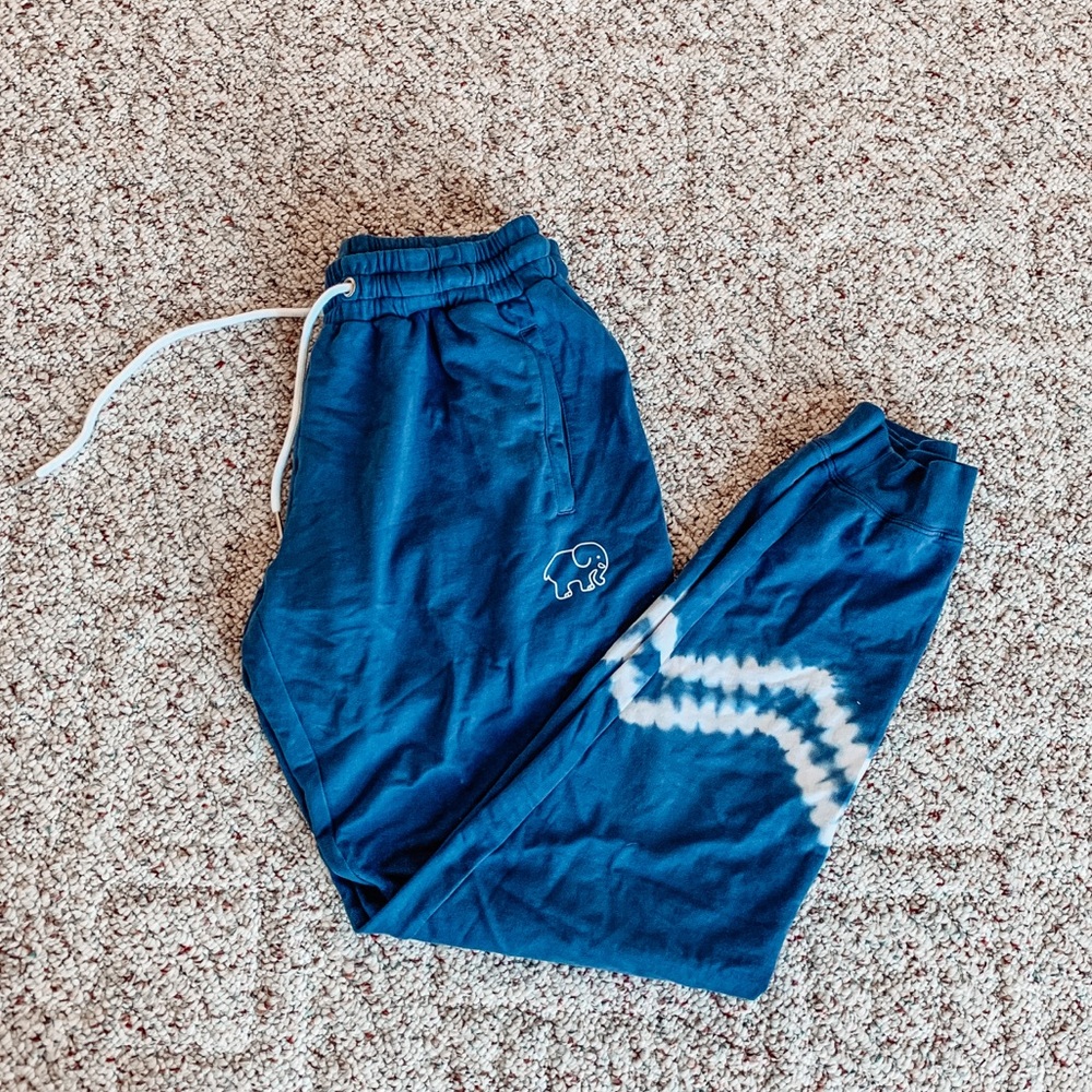 Ivory Ella sweatpants!!